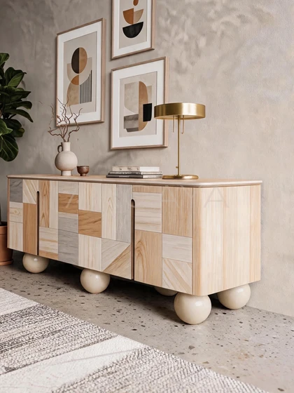 Faye Oak Sideboard - front view 05