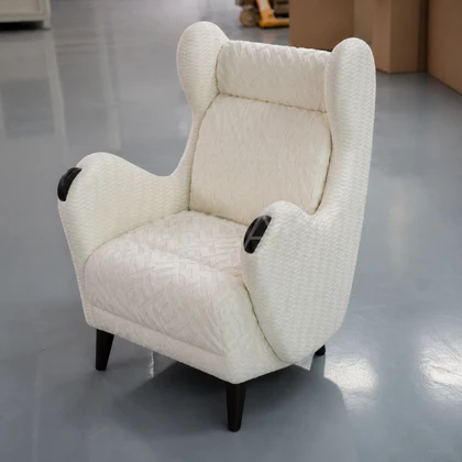 Haven House Lounge Chair - front view 06