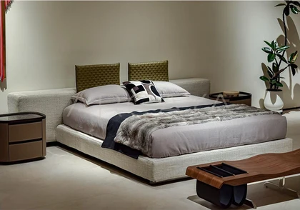 Juno Summit Bed - front view 02