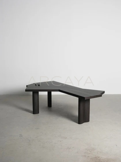 Elara Loft Desk — interior view 09