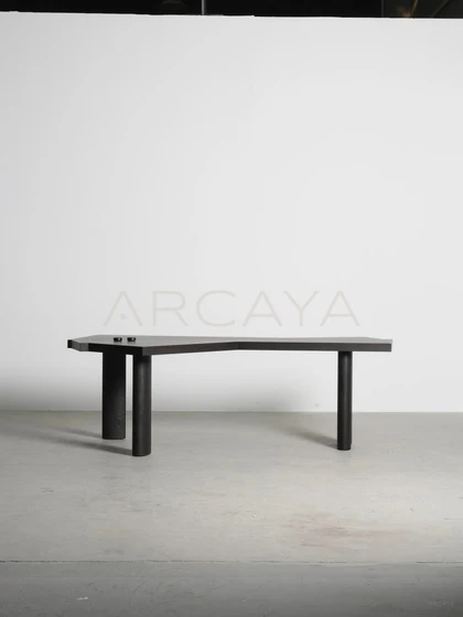 Elara Loft Desk — interior view 04
