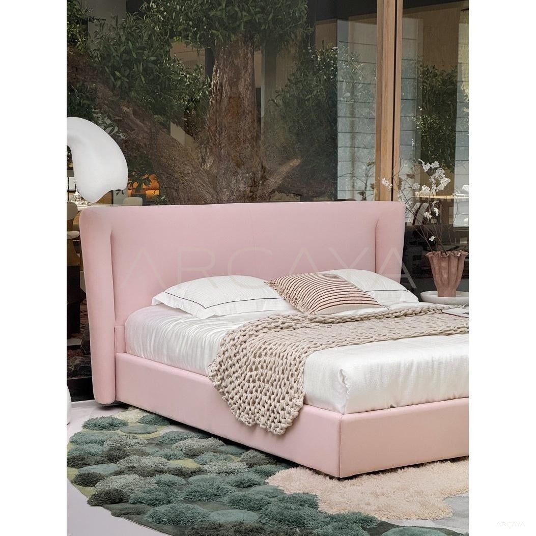 Jeaek Soft Arc Bed - scene