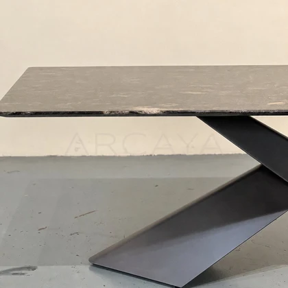 Glen Loft Dining Table - product view 04
