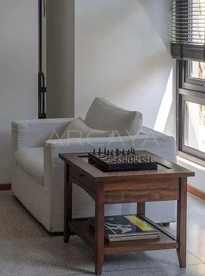 Elm Haven Side Table — interior view 04