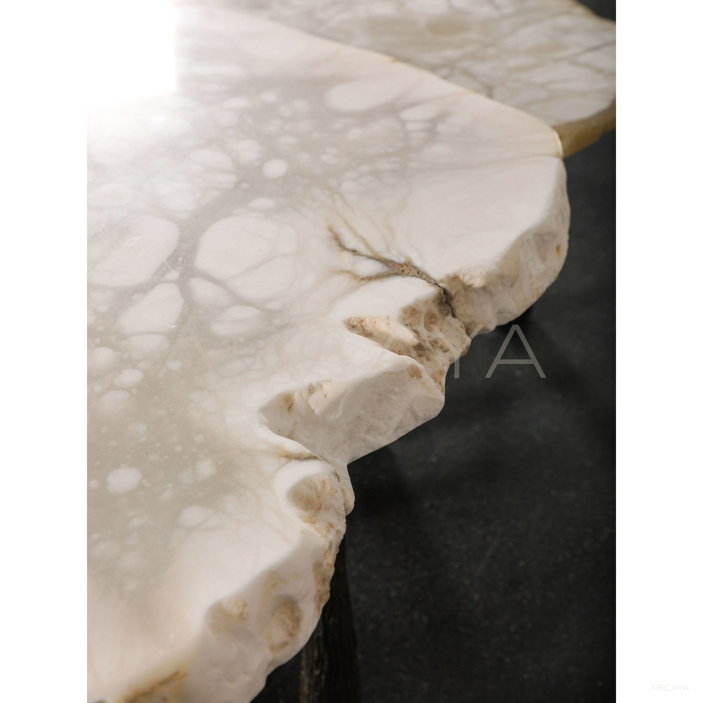 Cloud Marble Nesting Coffee Table - scene