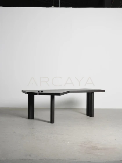 Elara Loft Desk — interior view 07