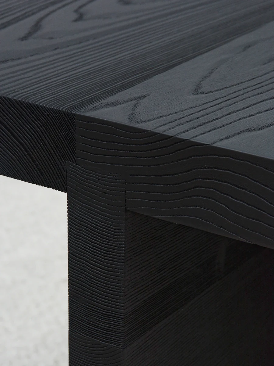 One silhouette. Your dimensions, comfort and finish.