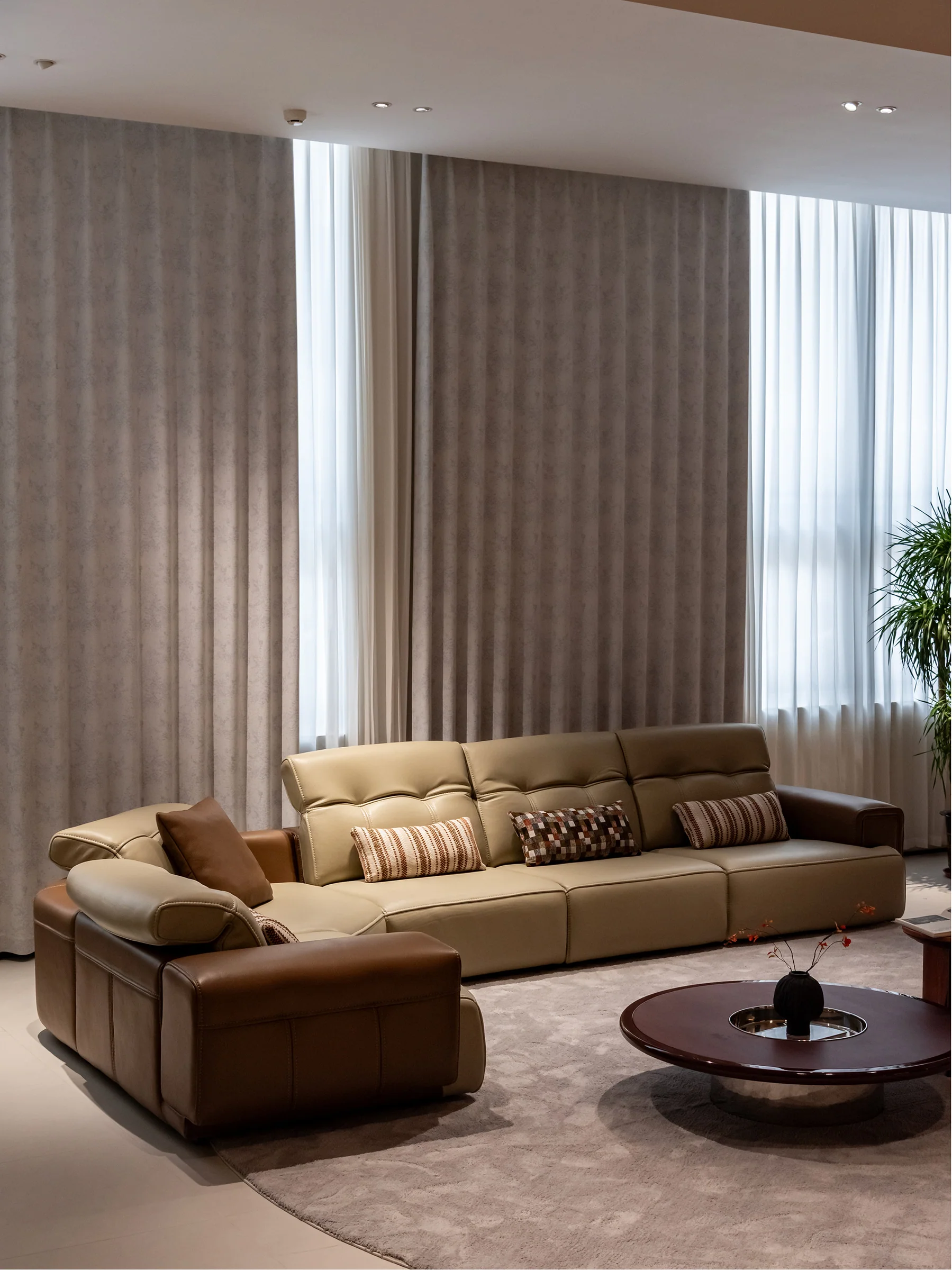 A00308 Sofa in a finished interior.