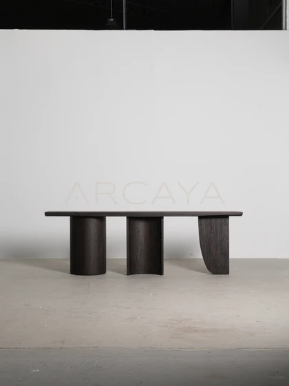 Marlow Court Decorative Object — interior view 03