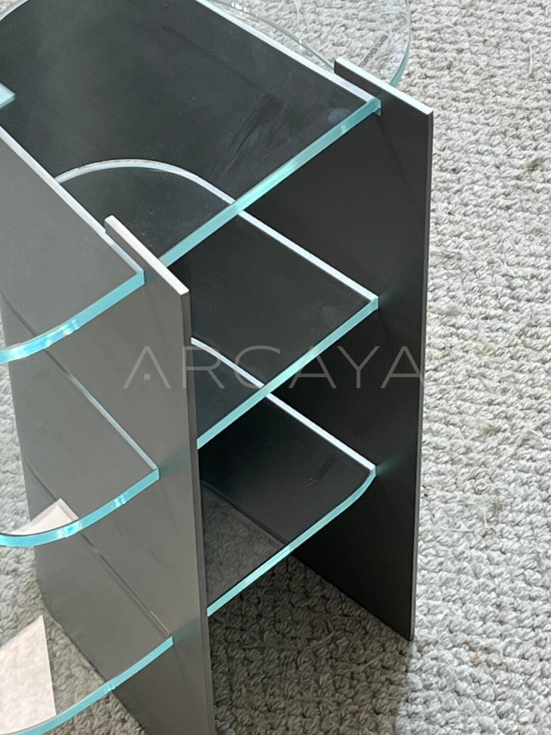 Aesthetic Side Table - detail