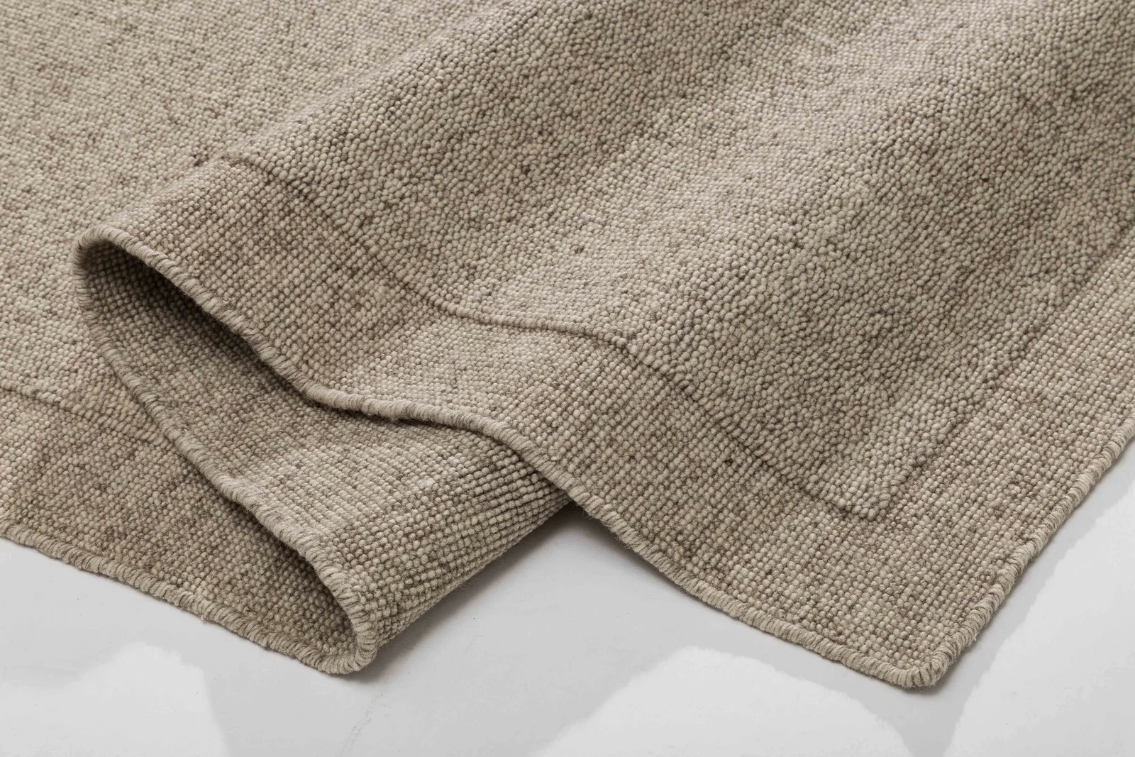 One silhouette. Your dimensions, comfort and finish.