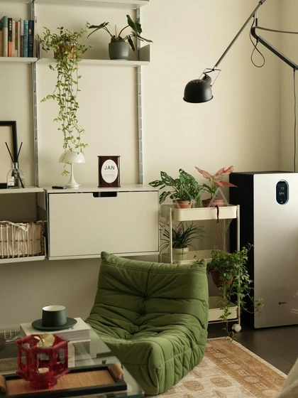 Kestrel Garden Decorative Object — interior view 04