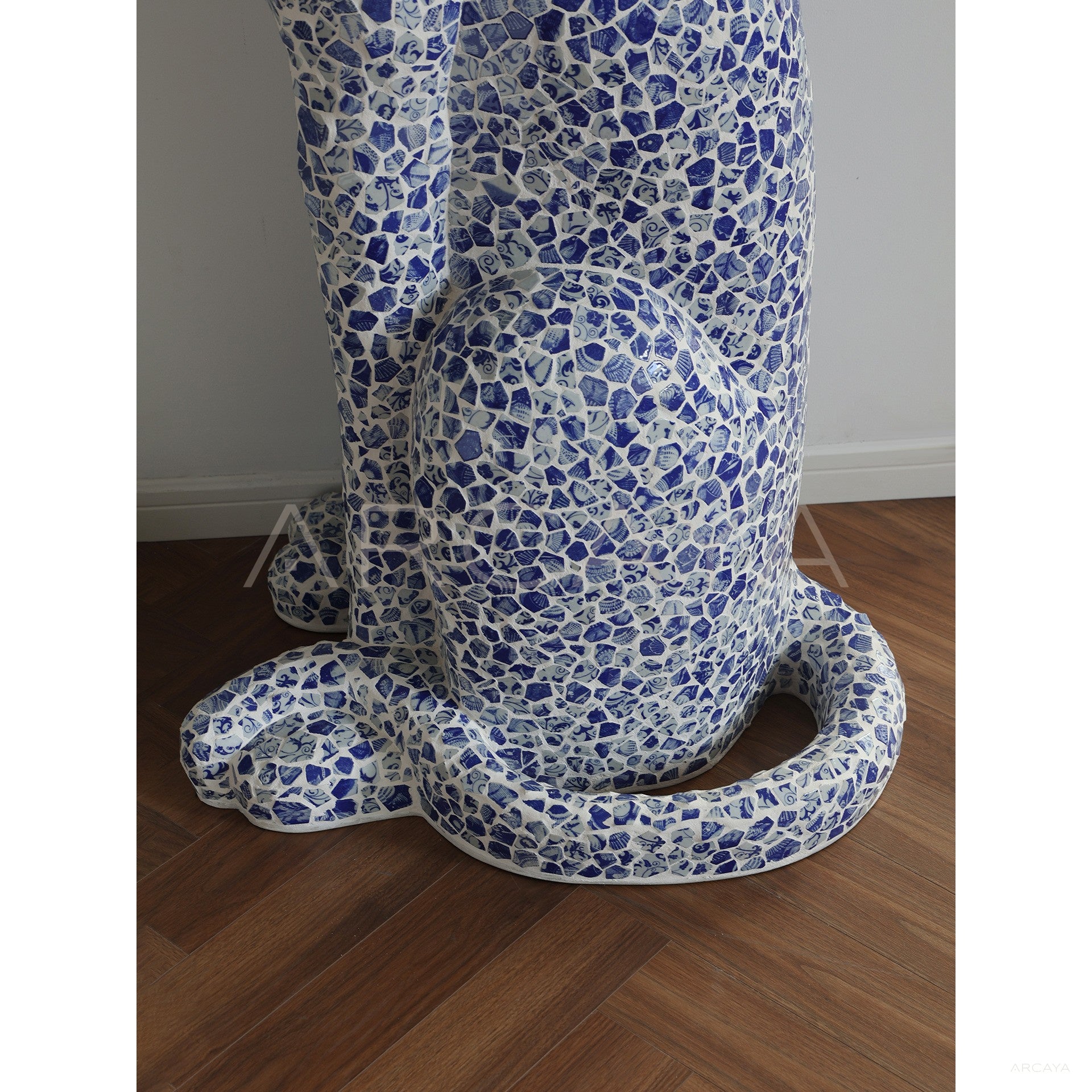 Lucky Leopard Sculpture - scene