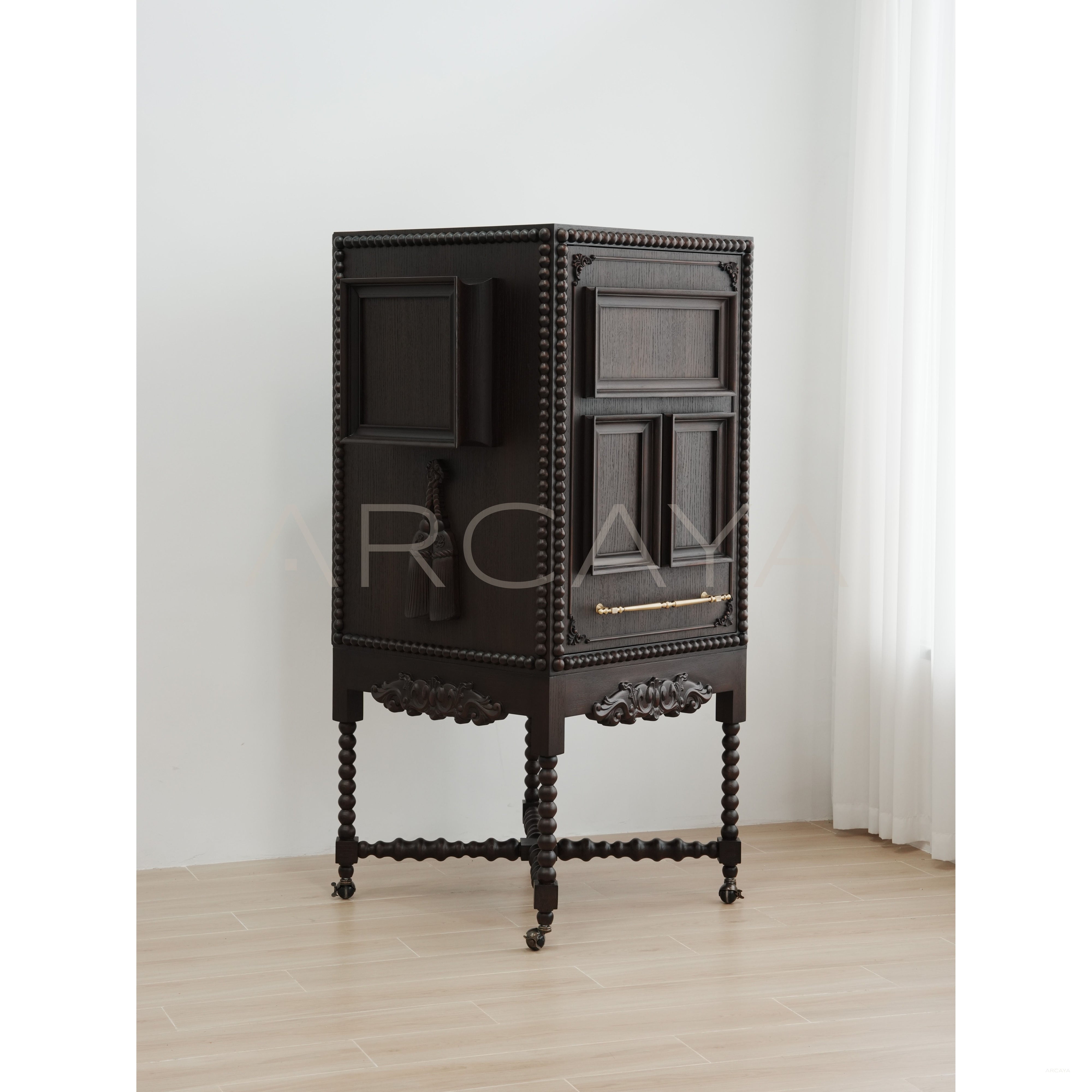 Yiduo Carved Sequence Cabinet