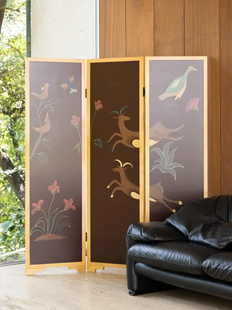 Aurelia Garden Decorative Object in a finished interior.