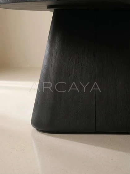Alba Linen Dining Table - product view 04