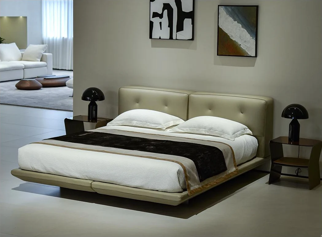 A00199 Bed in a finished interior.