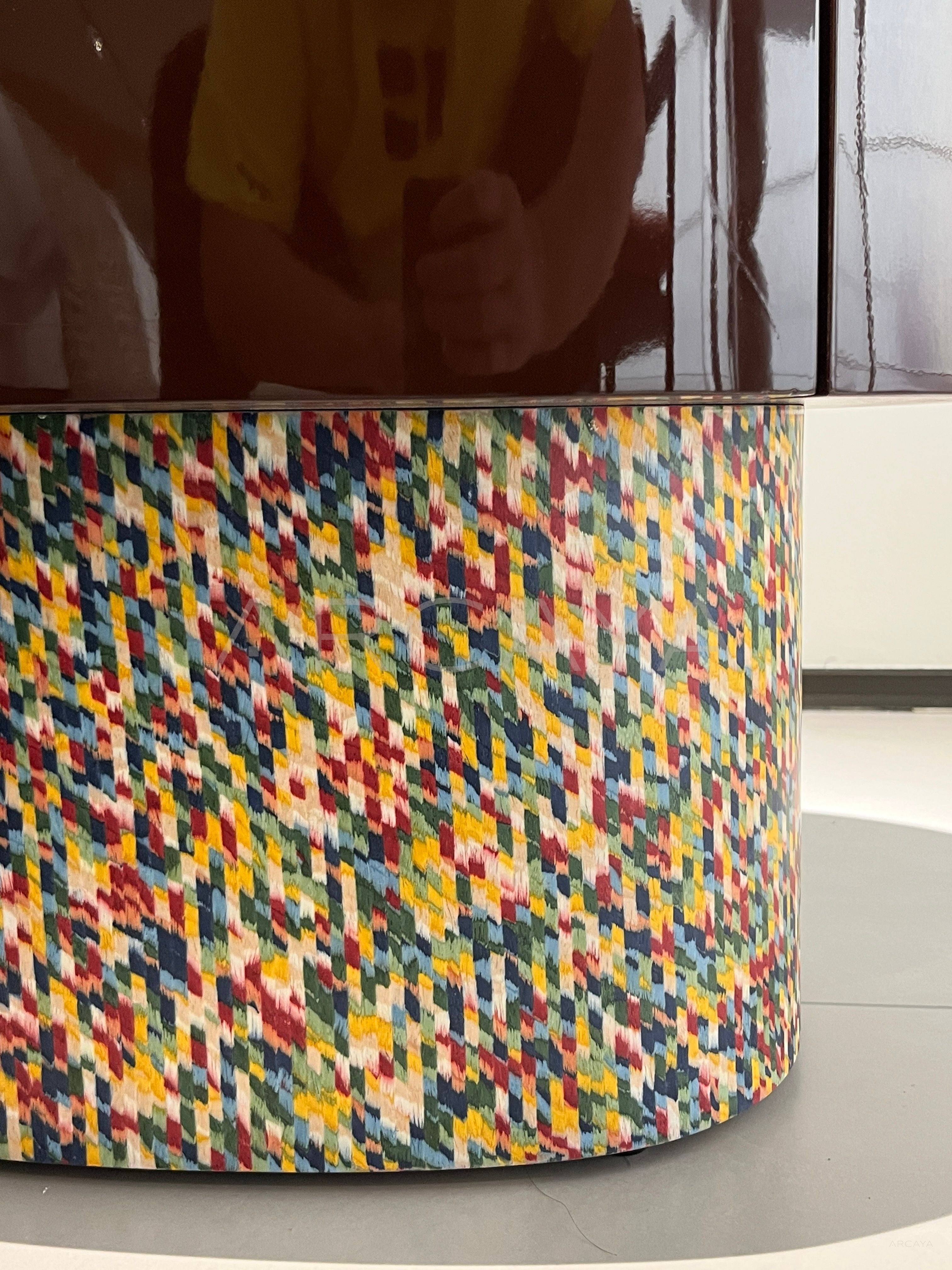 Beautiful Nightstand - detail