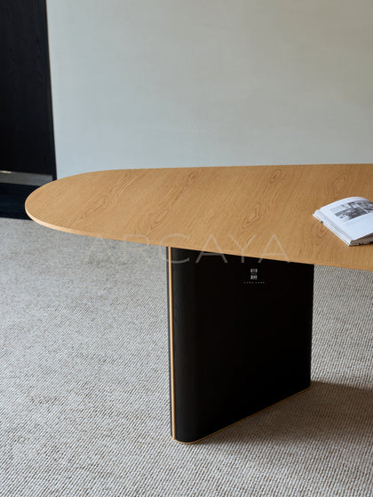 Halo Meadow Desk — interior view 09