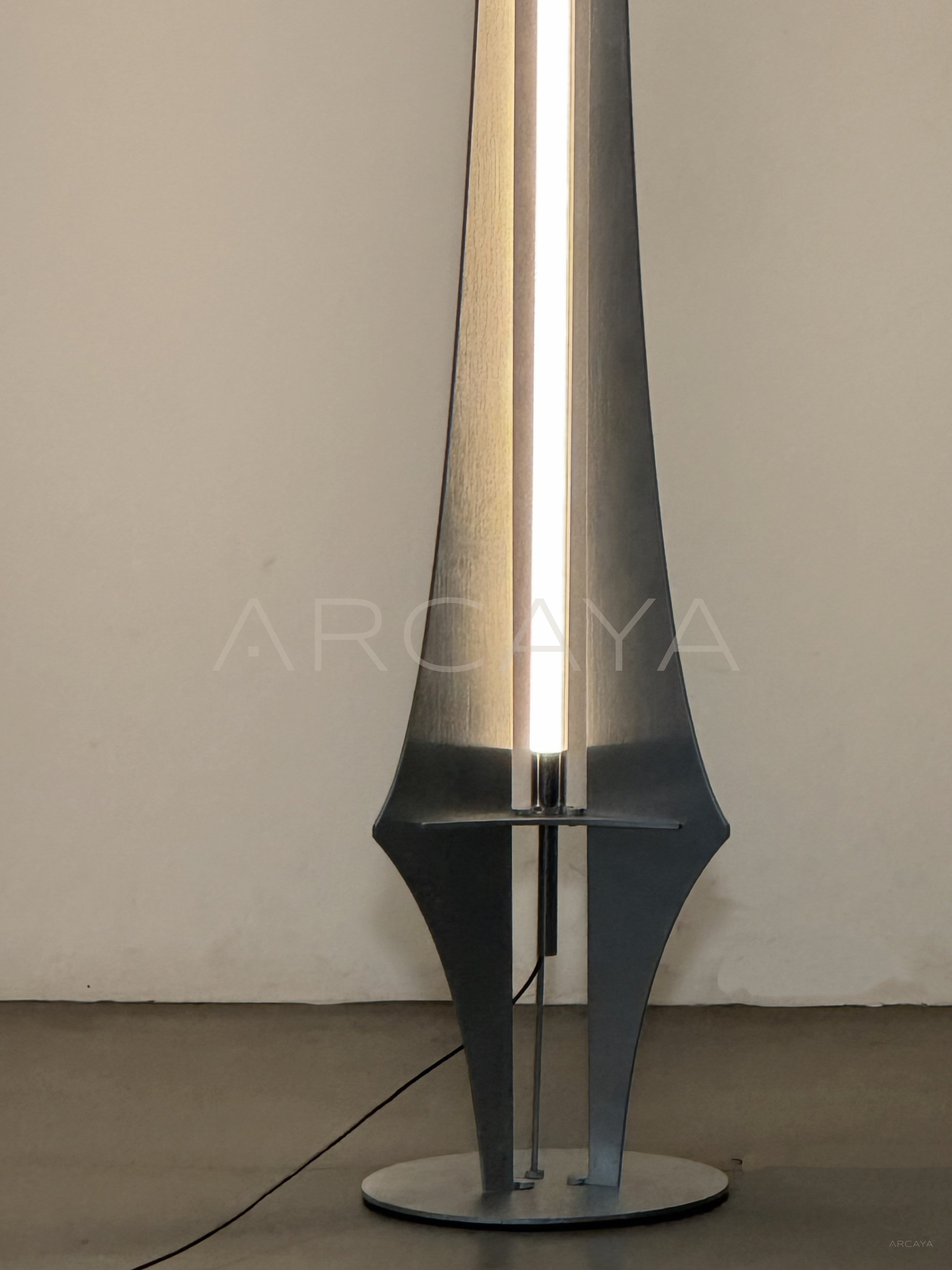 Sens Tower Floor Lamp - scene