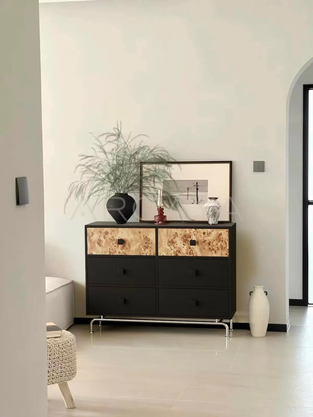 Alba Loft Dresser — interior view 06