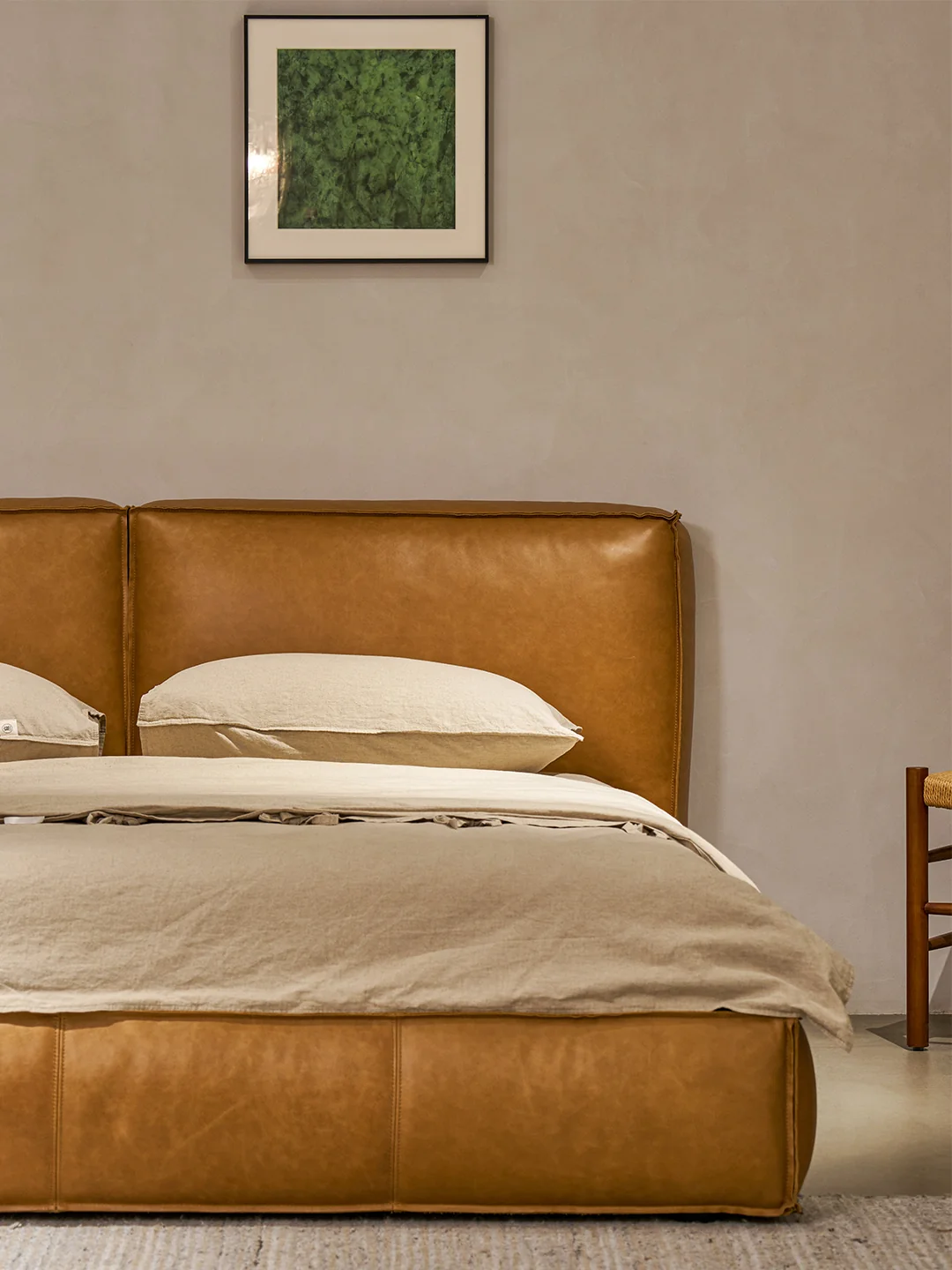 One silhouette. Your dimensions, comfort and finish.