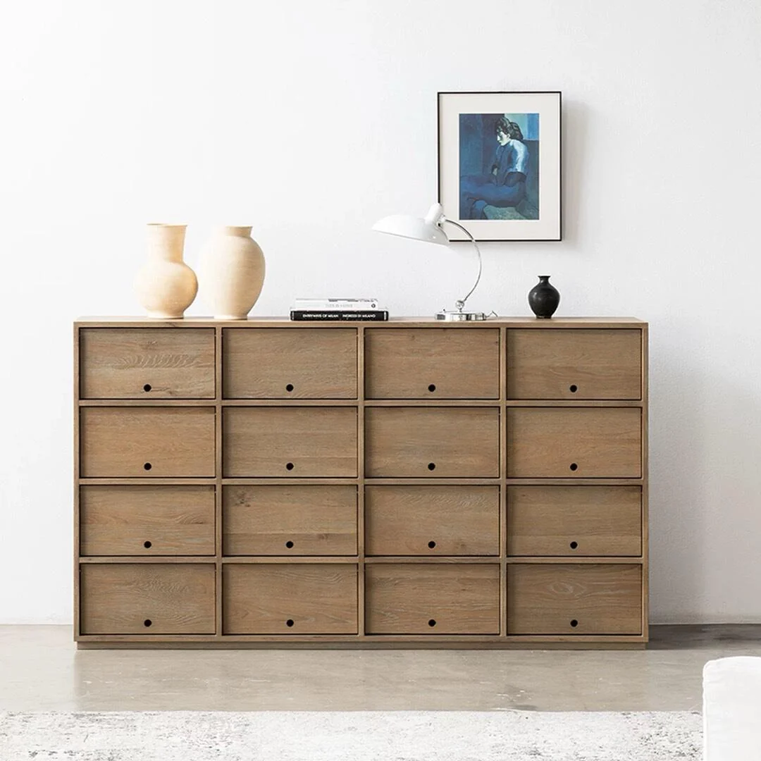 One silhouette. Your dimensions, comfort and finish.