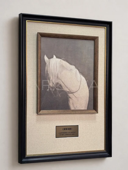 Reed Studio Wall Art — interior view 04