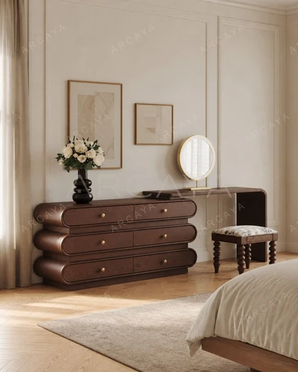 Betty Extendable Vanity — view 02