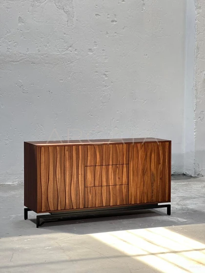 Harbor Hill Sideboard — interior view 04