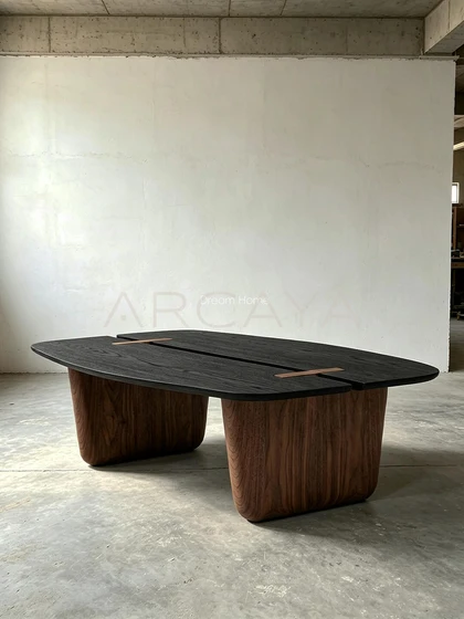 Pearl Court Decorative Object — interior view 05