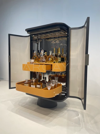 Calder Ridge Cabinet — interior view 05