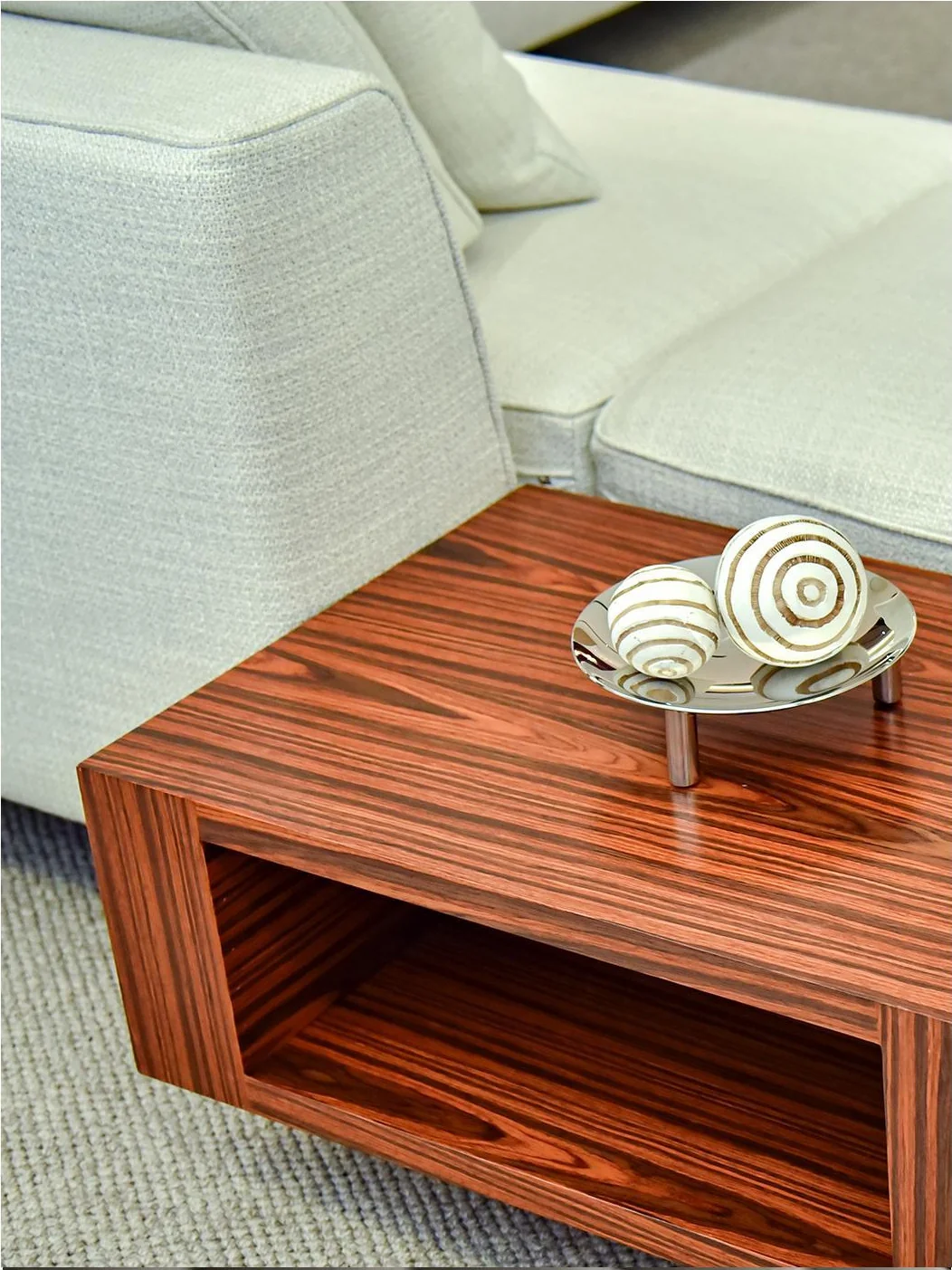 A00326 Sofa in a finished interior.