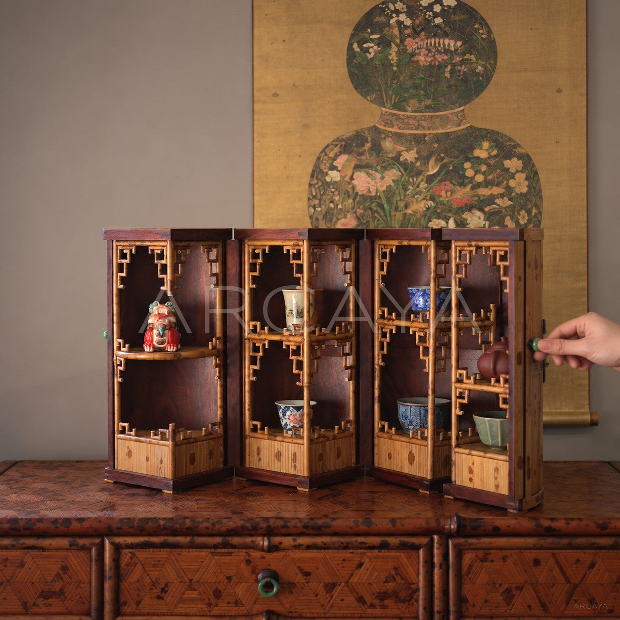Round Folding Treasure Box — Storage