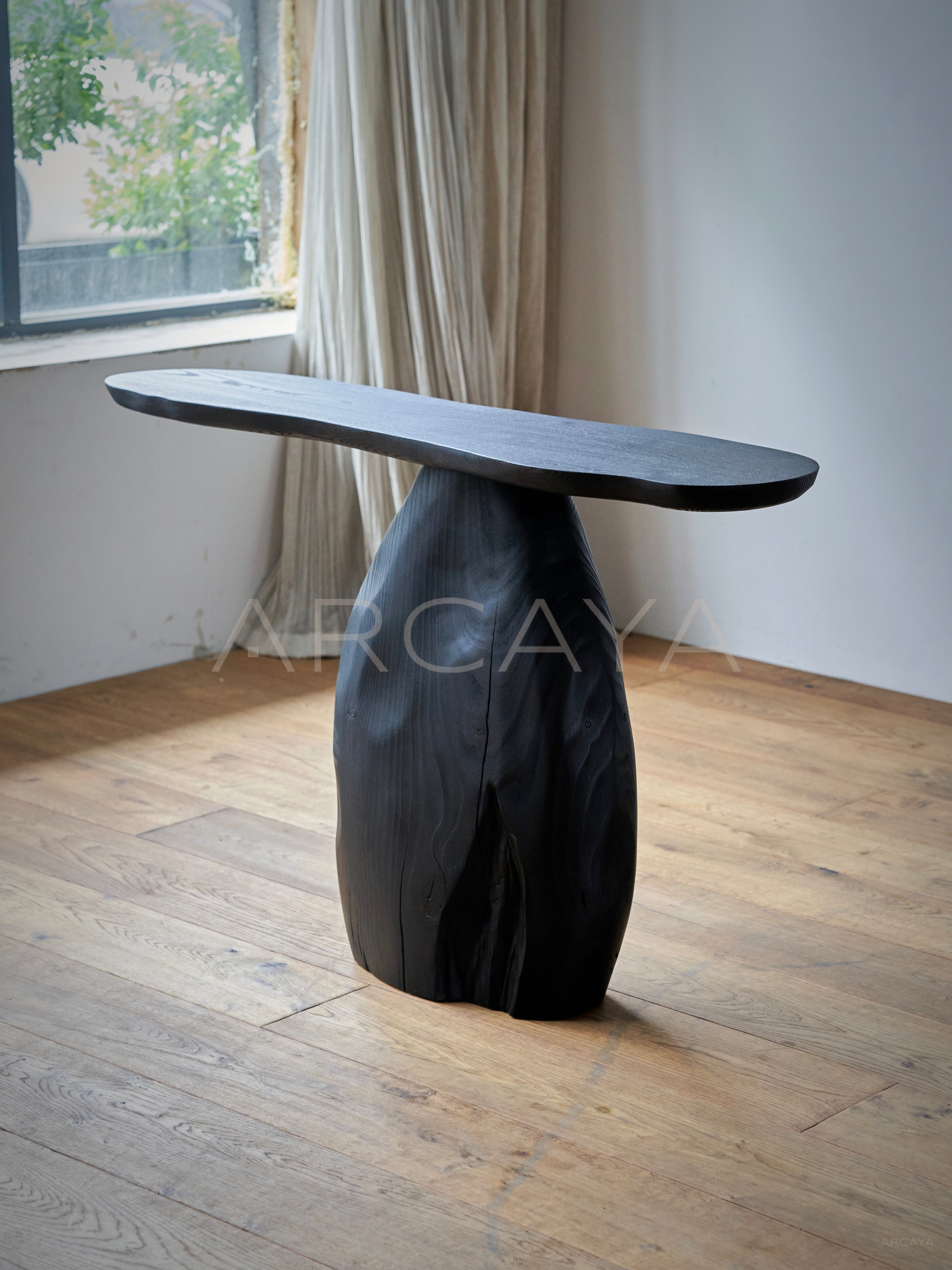 Alder Crest Decorative Object