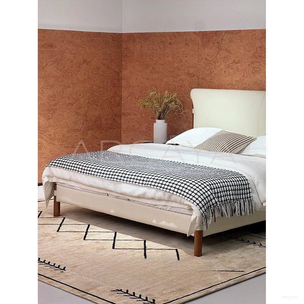 Jeaek Aosta Bed - scene