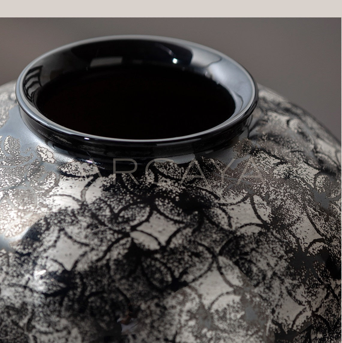 Black Gold Scale Pattern Sphere Vase - scene