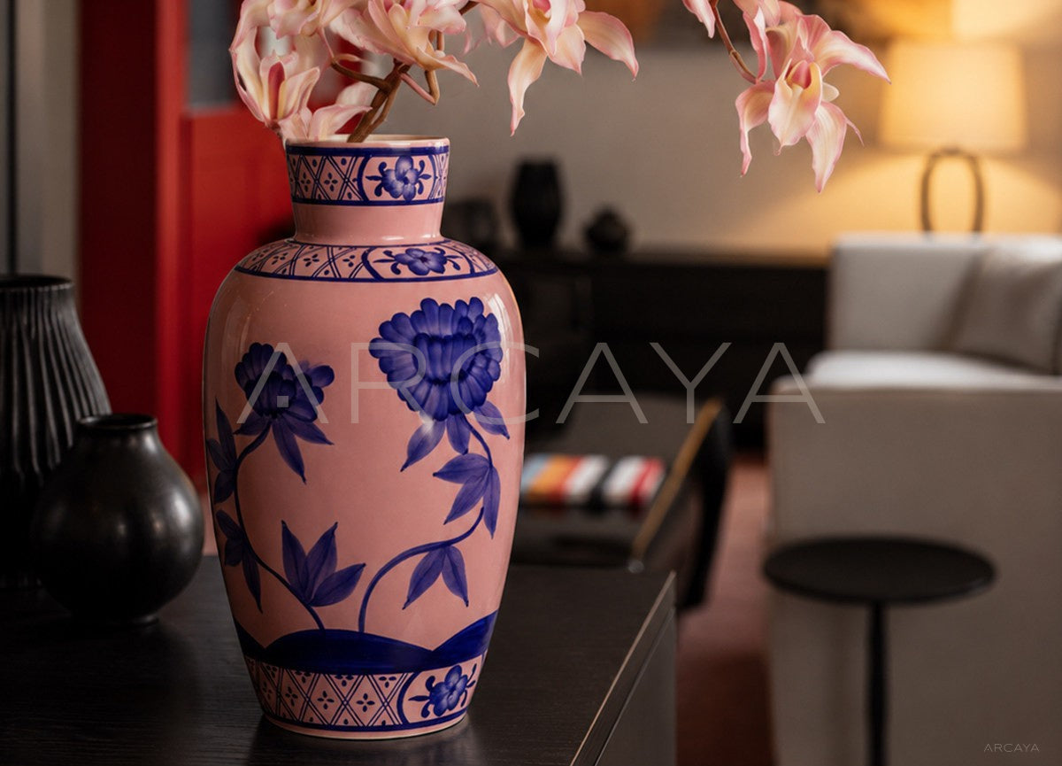 Hand Painted Blue White Ceramic Vase Boxi - scene