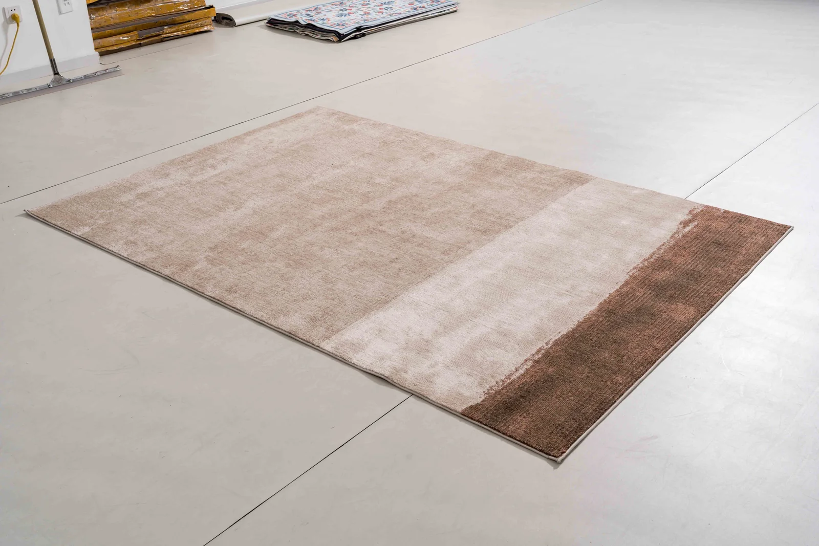One silhouette. Your dimensions, comfort and finish.