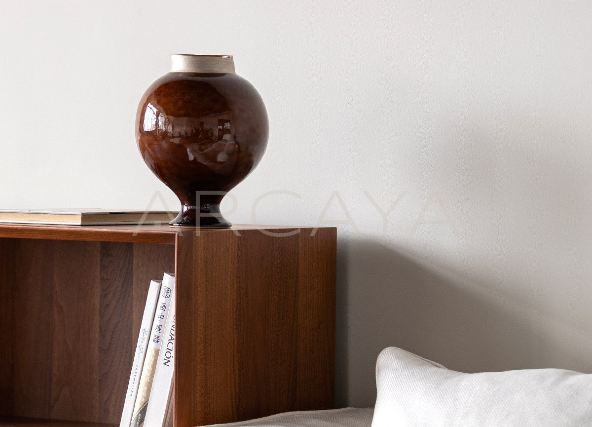 Dadan Kiln Glaze Stoneware Vase - scene