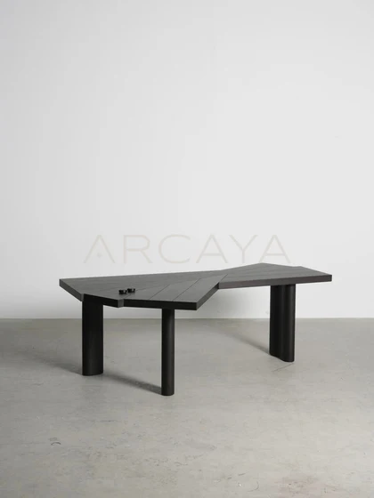 Elara Loft Desk — interior view 03