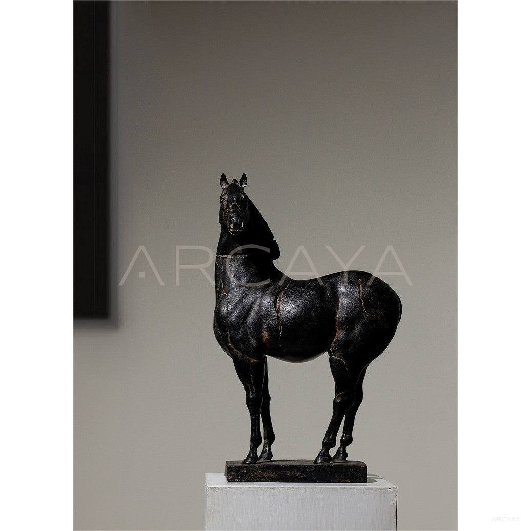 Horse Ornament Desktop Entryway - scene