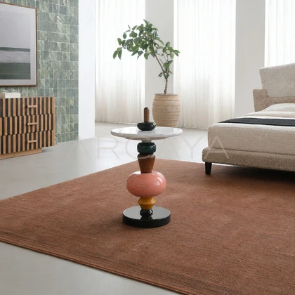 Della Mont Side Table - front view 01