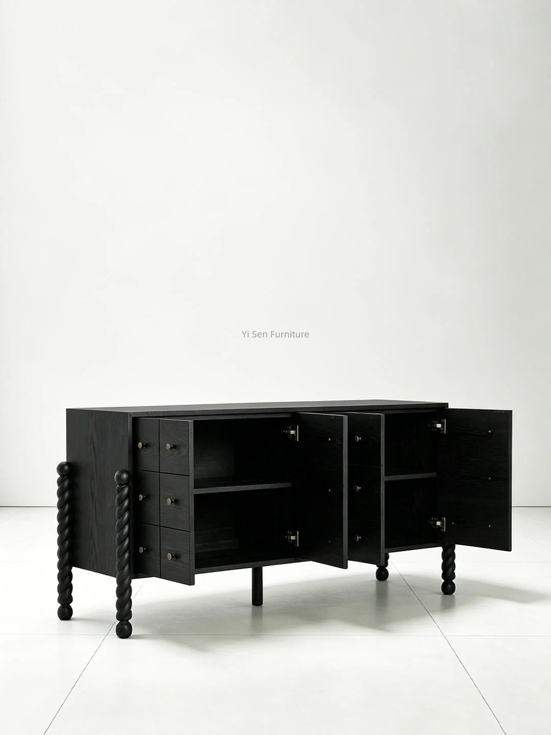 One silhouette. Your dimensions, comfort and finish.