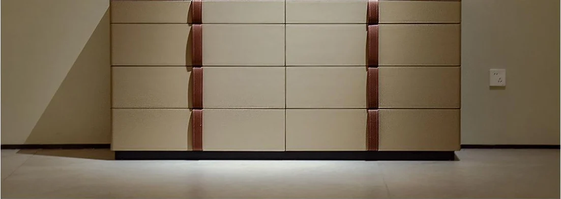 One silhouette. Your dimensions, comfort and finish.