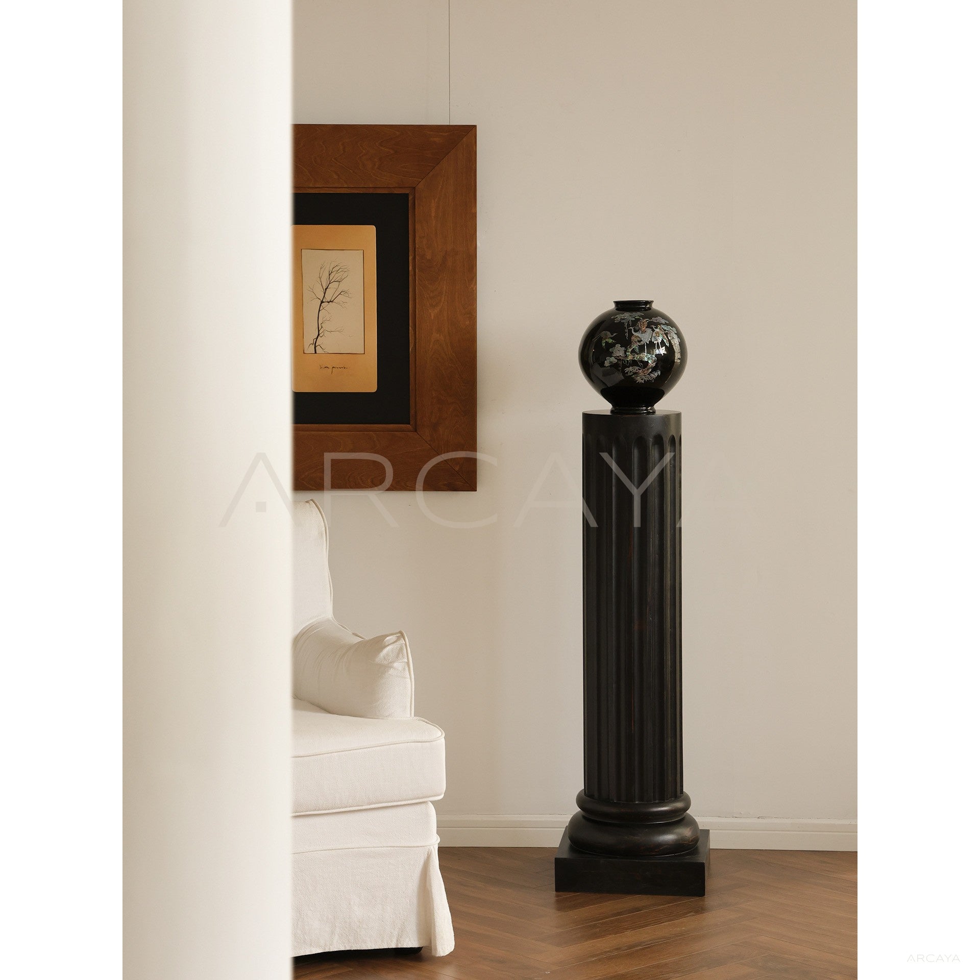 Mother Of Pearl Black Glaze Decor — Decorative Objects - scene