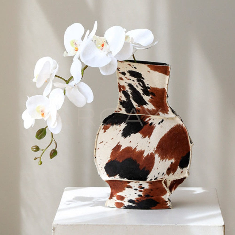 Horsehair Hide Ceramic Vase - main