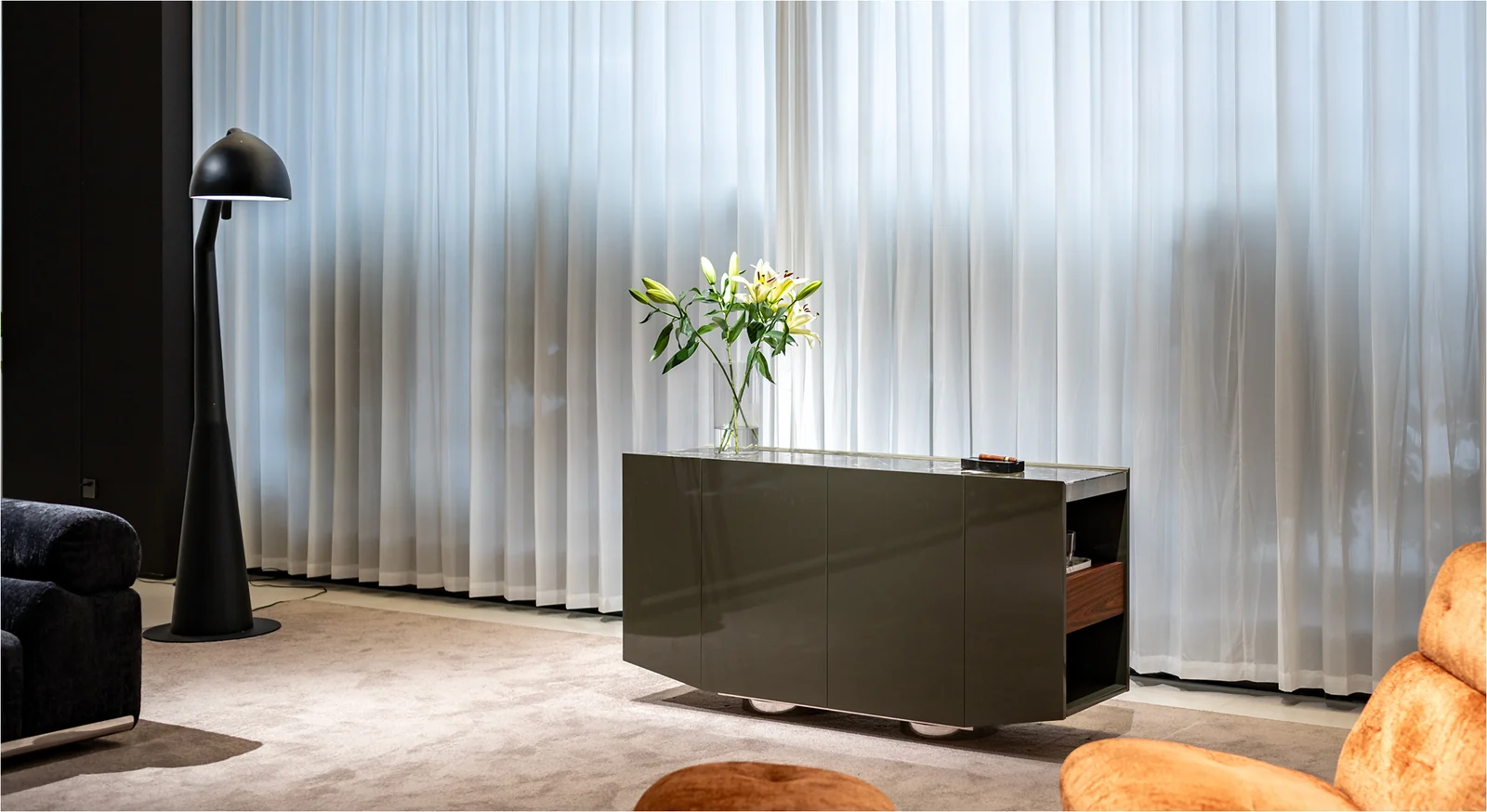 One silhouette. Your dimensions, comfort and finish.