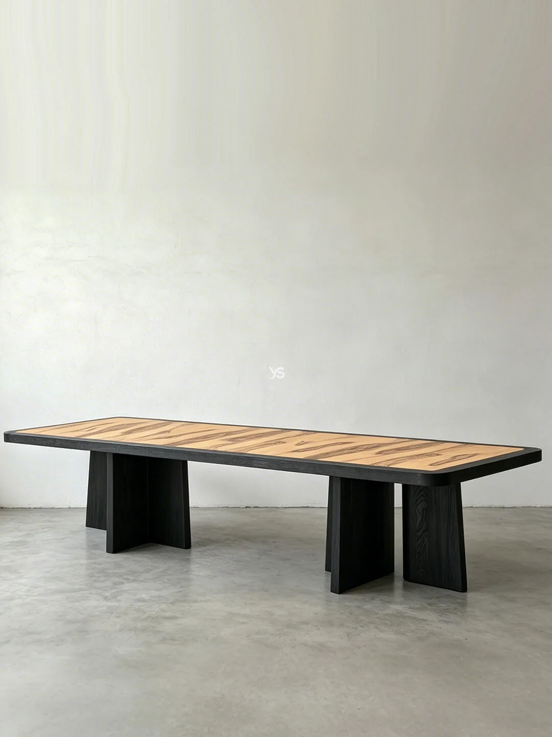 One silhouette. Your dimensions, comfort and finish.