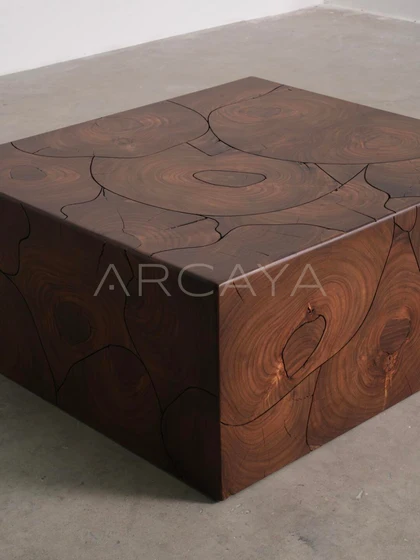 Alba Lake Side Table — interior view 06